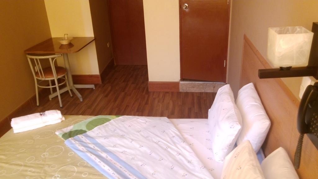 Hospedaje Oasis Chiclayo Rom bilde