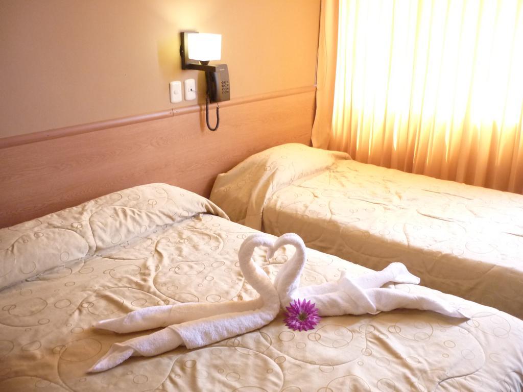 Hospedaje Oasis Chiclayo Rom bilde